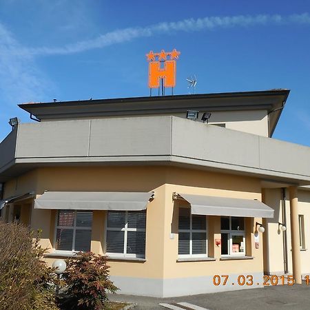 Hotel Motel Fiore Фьоренцуола-д'Арда Экстерьер фото
