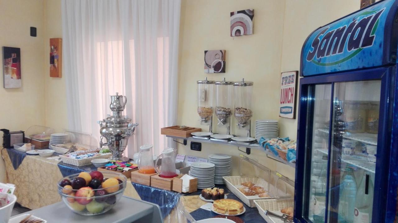 Hotel Motel Fiore Фьоренцуола-д'Арда Экстерьер фото